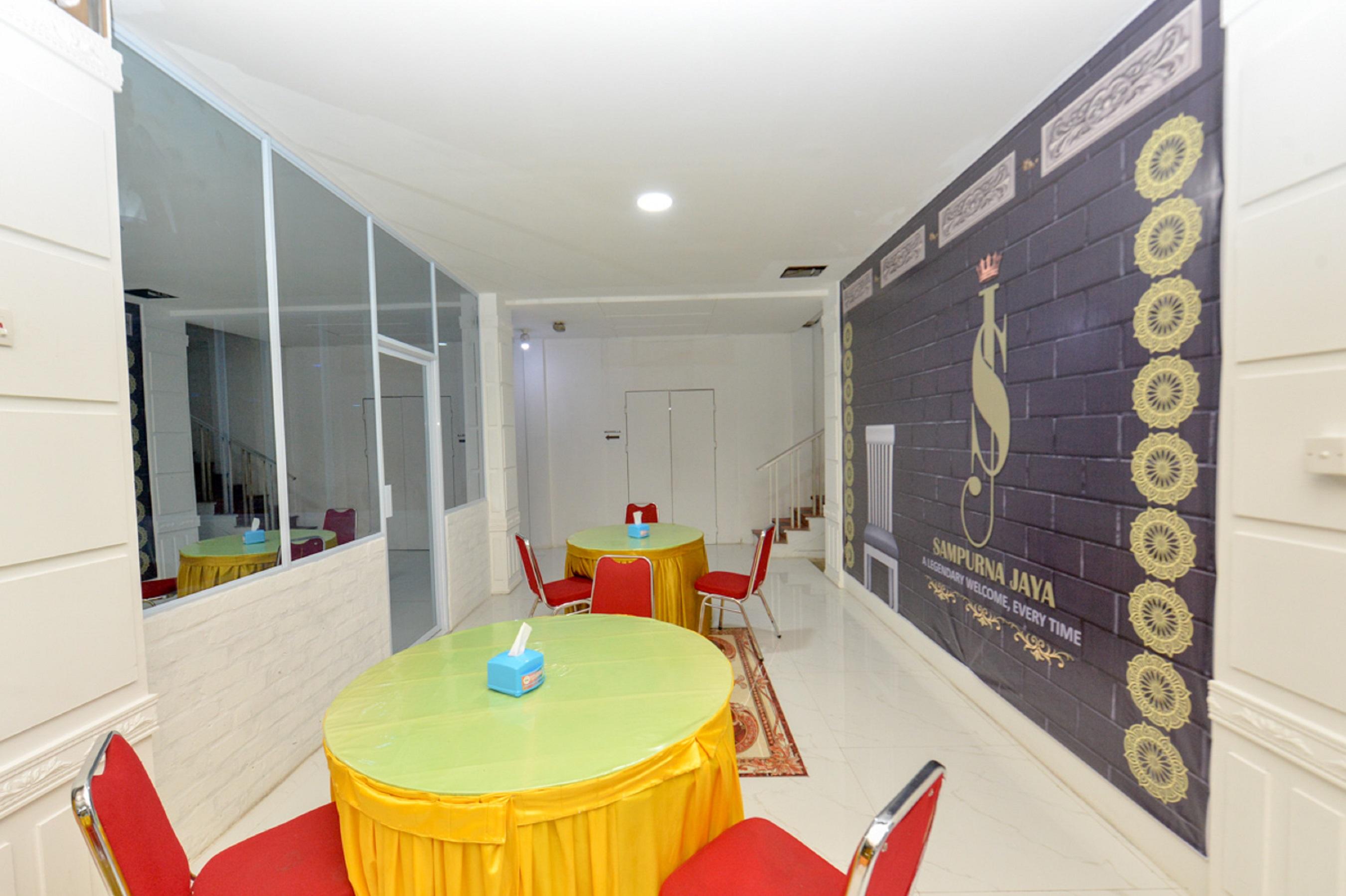 Oyo 2487 Sampurna Jaya Hotel Tanjung Pinang Exterior foto